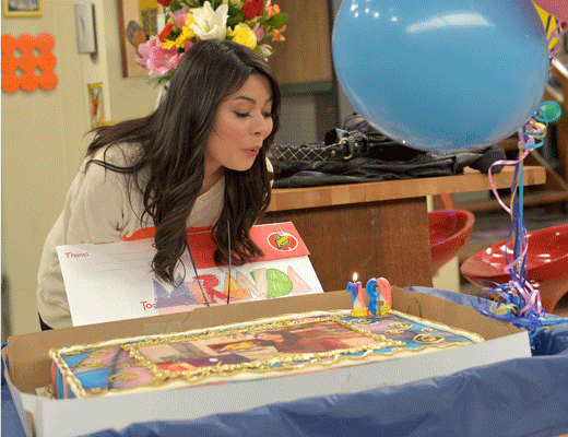 Miranda Cosgroves Birthday Party Pics Post Read Comments And Opinions Online Upick Daily 